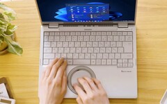 Die Panasonic Let's Note-Serie setzt auf runde Trackpads, die weitaus mehr Platz benötigen. (Bild: Panasonic)