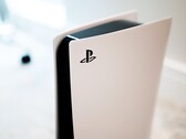 Sony überarbeitet die PlayStation 5 offenbar, um 300 Gramm Gewicht und vermutlich Kosten zu sparen. (Bild: Charles Sims)