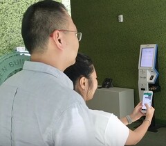 Google-Forscher: Schutz gegen Display-Spanner demonstriert