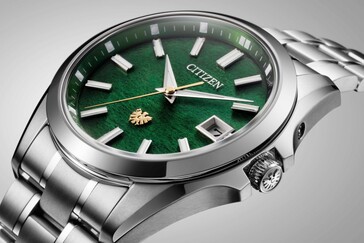 Nahaufnahme der Citizen AQ4093-56W aus der Seitenperspektive