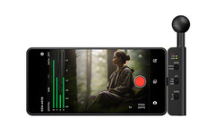 Das Sony ECM-AX10 verfügt über vier Mikrofone, die räumliche Audioaufnahmen mit Smartphones ermöglichen.