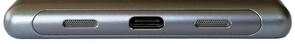 Unterseite: Lautsprecher, USB-Typ-C-Anschluss