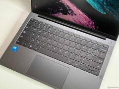 Chuwi UniBook mit Intel Wildcat