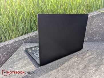 Asus ZenBook 14 OLED.
