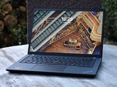 Test Lenovo ThinkPad P14s G3 AMD Laptop: Workstation-Leichtgewicht ohne dGPU