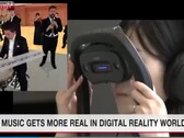 Canon Japan stellt den Prototyp eines Mixed-Reality-Headsets vor, mit dem man Musikaufführungen genießen kann (Bild: NHK World News).