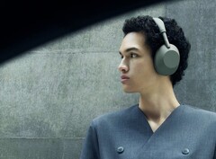 Auch die Sony WH-1000XM6 haben mit Scharnier-Problemen zu kämpfen.