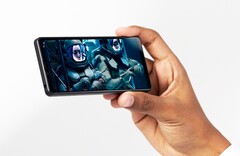 Das Display des Sony Xperia 10 IV kommt ganz ohne Notch oder Punch-Hole aus. (Bild: Sony)