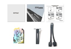 Zotac RTX 4070 AMP Airo: Zubehör (Bildquelle: Zotac)