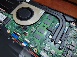Das TravelMate P6 ist mit einem einzelnen Lüfter und einer Dual-Heatpipe-Kühllösung ausgestattet.