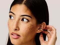 Beim Lumia 2 handelt es sich um einen Ohrring