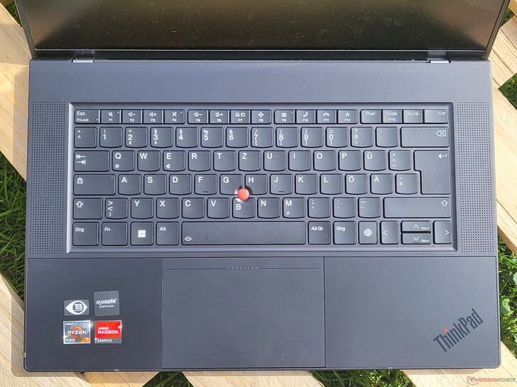 Lenovo ThinkPad Z16: Tastatur