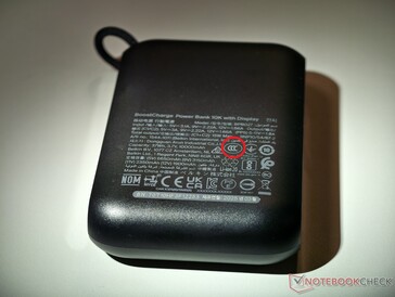 Eine Belkin Powerbank mit CCC-Logo im Typenschild.