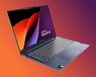 Das Lenovo IdeaPad Slim 5x setzt auf ein schickes Gehäuse in Dunkelblau.