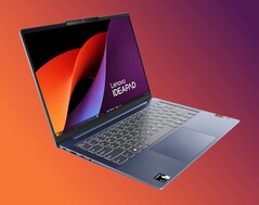 Das Lenovo IdeaPad Slim 5x setzt auf ein schickes Gehäuse in Dunkelblau.