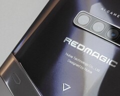 Alles neu macht Nubia in 2021: Das RedMagic 6 Gaming-Phone zeigt sich im ersten Realbild mit einem kompletten Make-Over an der Rückseite.