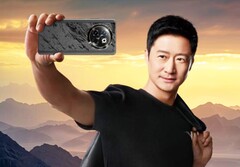 Das ZTE Axon 60 Ultra kann per Satellit telefonieren und Nachrichten senden. (Bild: ZTE)