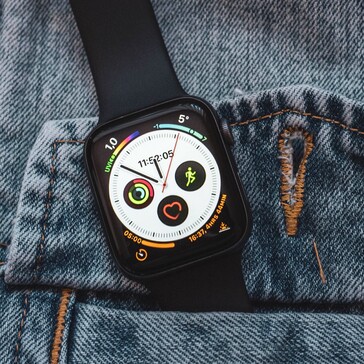 Ein Zifferblatt mit vielen Komplikationen bei der Apple Watch. (Bild: Mihai Moisa)