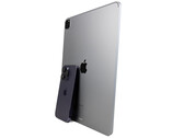 Das Apple iPad Pro 12.9 ist riesig.