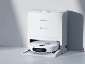 Der EZVIZ RS2 Saug- und Wischroboter kann seine Wisch-Pads ablegen, um Teppiche zu saugen. (Bild: EZVIZ)