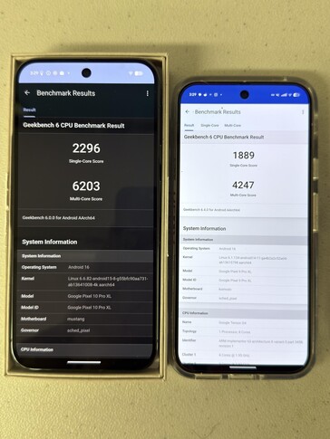 Ein Pixel 10 Pro XL Demogerät im Geekbench-Vergleich mit einem Pixel 9 Pro XL.