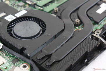 Die Lüfter bleiben bei niedriger bis mittlerer Last lautlos