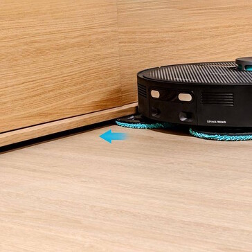 Einer der Wischmopps kann nach außen schwenken (Bildquelle: Cecotec)