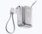 Die 20.000mAh-Powerbank hat zwei integrierte USB-C-Kabel