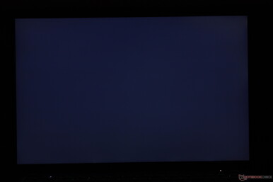 Minimal ungleichmäßiges Backlight Bleeding