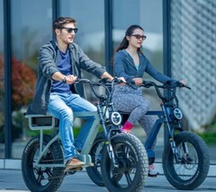 Eunorau Flash: Starkes Zweirad mit einem von drei Elektromotoren