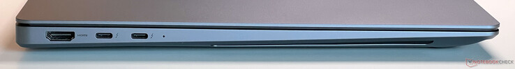 Links: HDMI 2.1, 2x USB-C 4.0 mit Thunderbolt 4 (40 GBit/s, DisplayPort-ALT-Modus, Power Delivery)