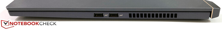 Rechts: 2x USB-A (3.1 Gen. 2)