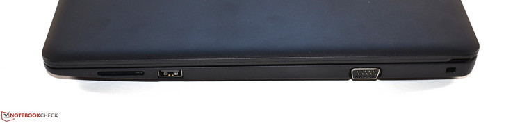 Rechts: SD-Kartenleser, USB-3.0-Typ-A, VGA, Noble-Lock