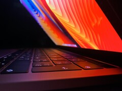 Das MacBook Pro der nächsten Generation soll bis spätestens Mitte November erhältlich sein. (Bild: Viktor Yevenko)