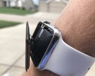 Angeschwollene Akkus können im engen Gehäuse der Apple Watch das Display herausdrücken (Bild: Shawn Miller)
