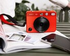 Die Leica Sofort 2 kombiniert eine Digitalkamera mit einem Sofortbild-Drucker. (Bild: Leica)