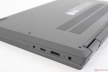 Das einfarbige Design steht im Gegensatz zu den farbenfrohen Asus-VivoBook- oder HP-Pavilion-Serien.