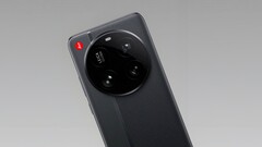 Erneut deutet ein Leaker auf eine echte optische Zoomkamera im Xiaomi 17 Ultra, während das Oppo Find X9 Ultra weiterhin auf Dual-Periskop-Telefotos setzen dürfte. (Bildquelle: Ace100xd)