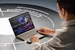 Das Asus Zenbook 14X OLED kommt in der Space Edition mit einem außergewöhnlichen Design. (Bild: Asus)