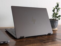Die Intel-Variante des HP OmniBook X Flip ergibt gegenüber der AMD-Version nur wenig Sinn