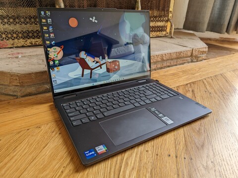Core i7-1355U Debüt: Lenovo Yoga 7i Gen 8 Convertible im Test