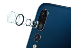 Huawei drückt sich offiziell, doch im P20 Pro dürfte der IMX 600-Sensor stecken, auf den auch Sony bald setzen könnte.