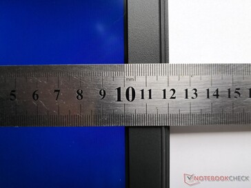 Breite Displayränder