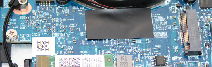 Es gibt Platz für eine zweite SSD.