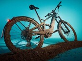 Mit dem Turbo Tero X 5.0 ist ein vollgefedertes E-MTB einer großen Marke zum Deal-Preis bestellbar (Bild: Specialized)