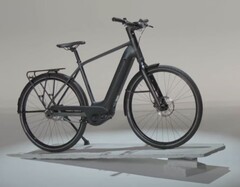 Long Distance 920 E Connected: Neues E-Bike mit automatischer Schaltung