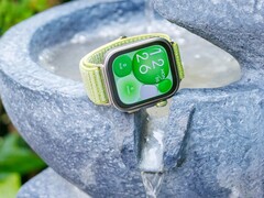 Watch Fit 4 Pro: Smartwatch erhält Update (Bildquelle: Daniel Schmidt)