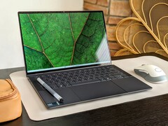 Core Ultra 7 165U Leistungsdebüt: Test des Dell Latitude 9450 2-in-1