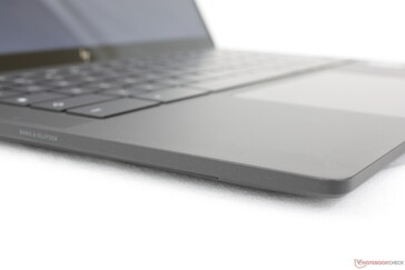 Die Farboptionen Sparkling Black und Ceramic White sind erhältlich