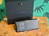 Das Motorola Razr Fold ist ein gelungenes Debut, Motorola geht aber in vielen Bereichen auf Nummer sicher.